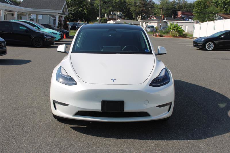 Used 2023 Tesla Model Y Long Range AWD/4WD image 2