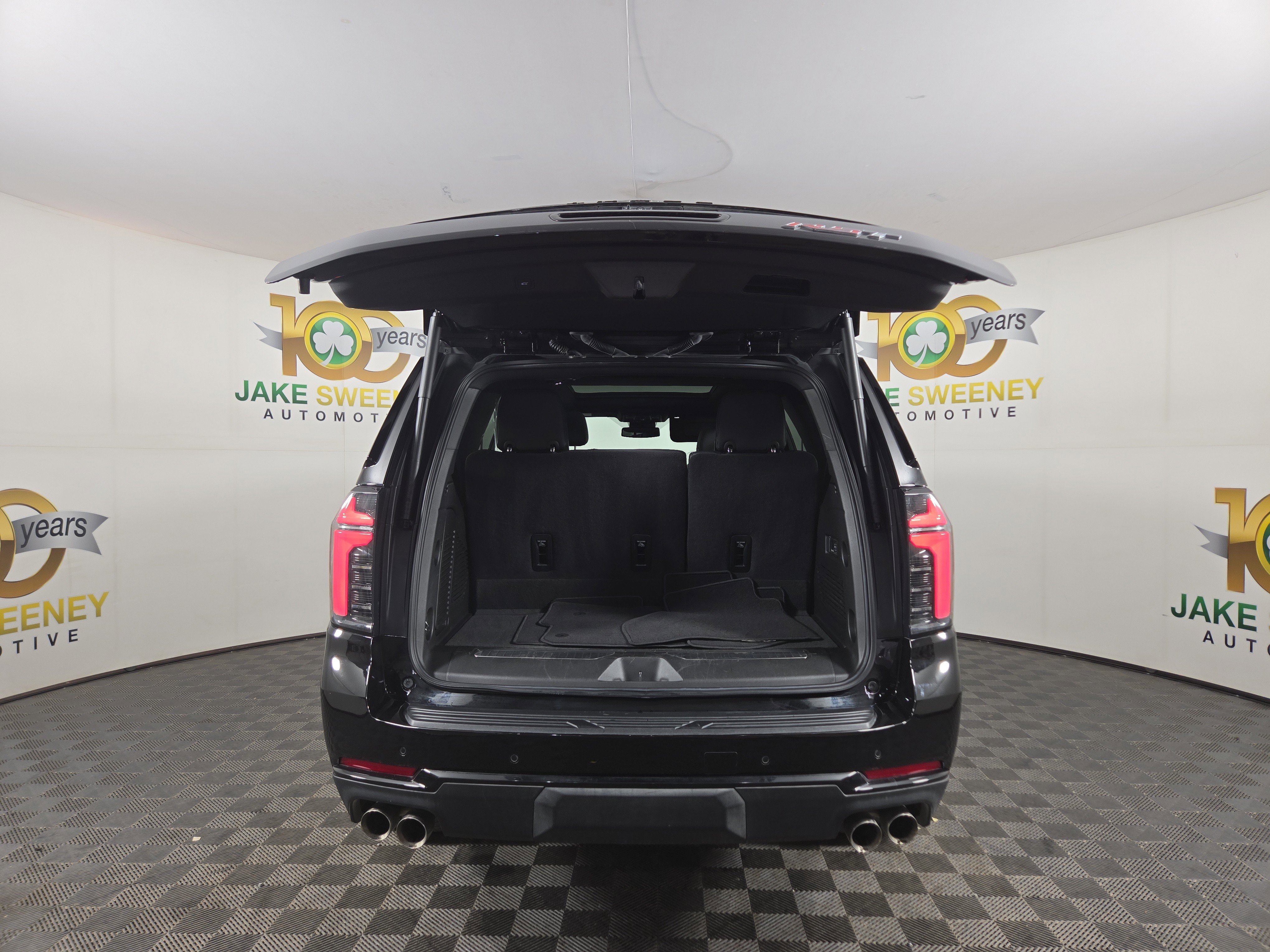 Used 2025 Chevrolet Tahoe RST w/ Comfort Package image 34