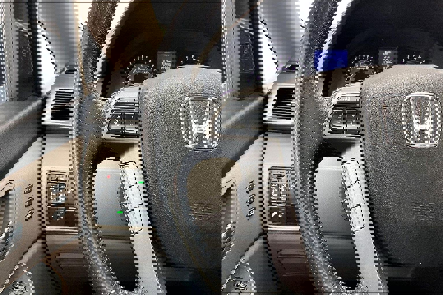 Used 2014 Honda Odyssey Touring image 20