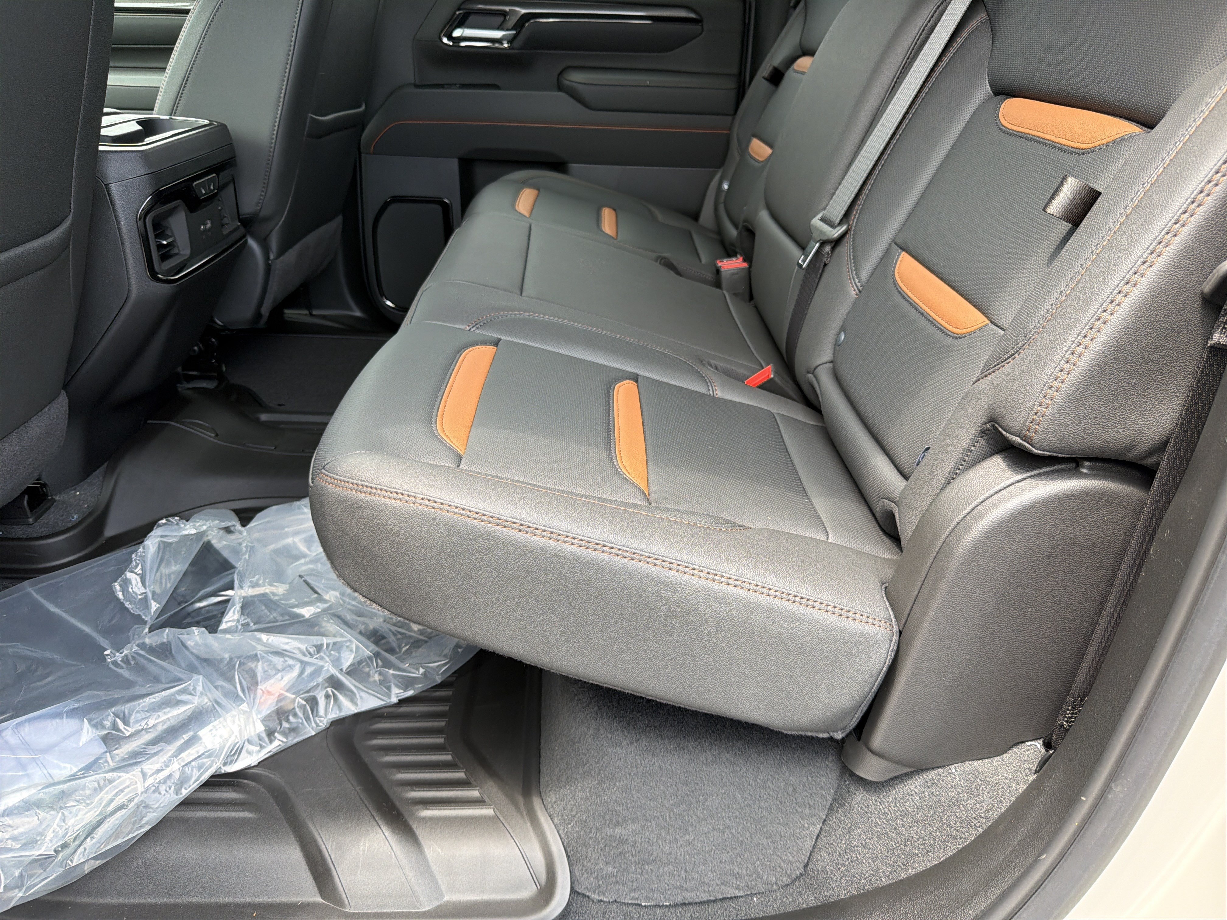 New 2026 GMC Sierra 2500 AT4 w/ AT4 Premium Plus Package AWD/4WD image 21
