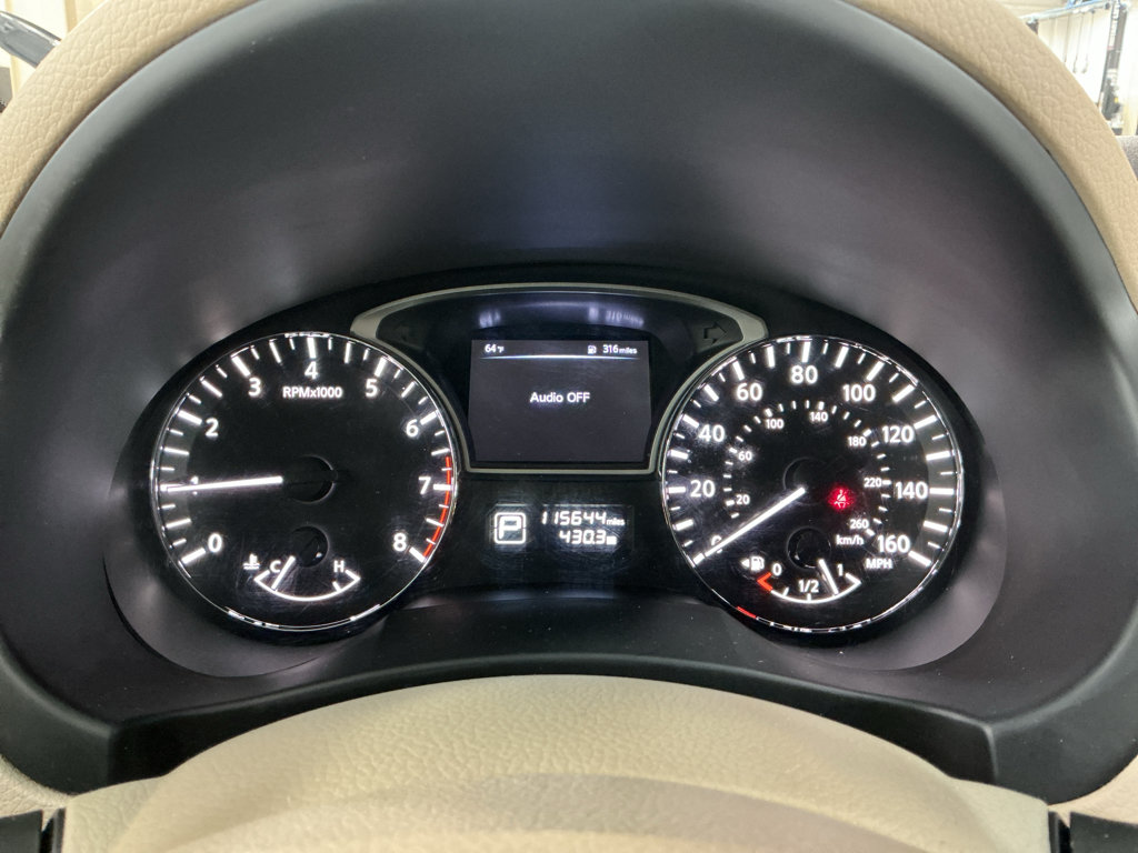 Used 2015 Nissan Altima 2.5 SL w/ Technology Package FWD image 9