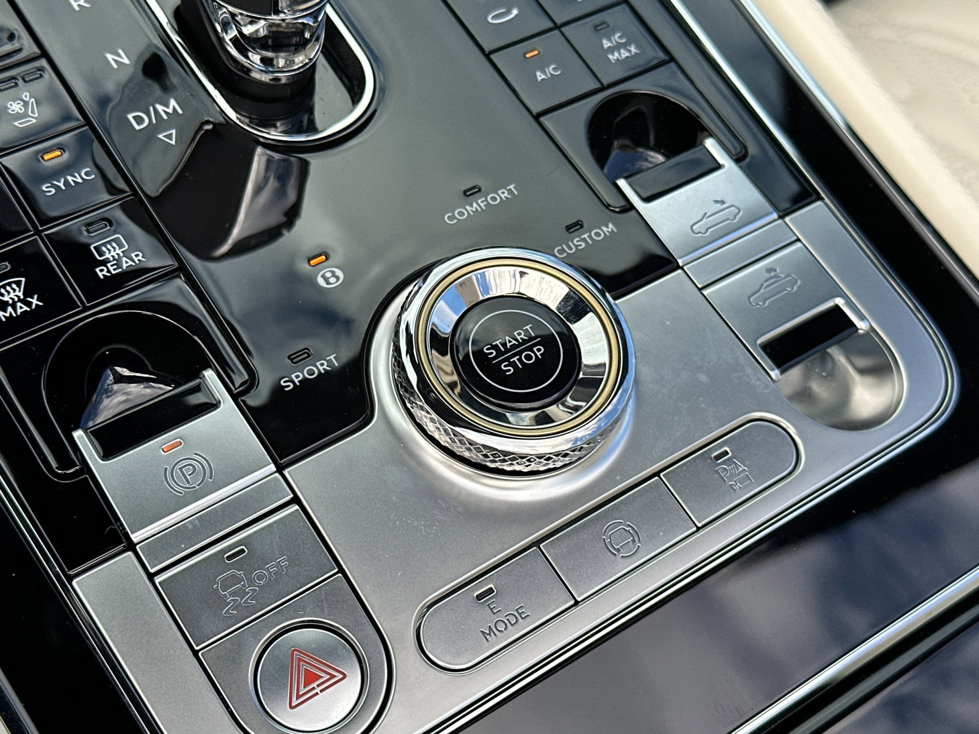 New 2026 Bentley Continental GTC image 26