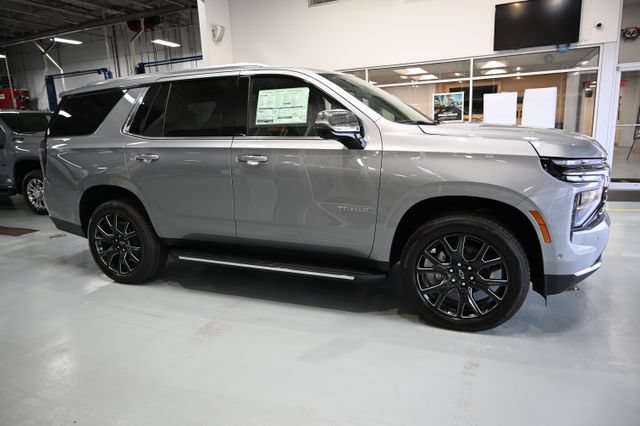 New 2026 Chevrolet Tahoe Premier w/ Sun And Tow Package AWD/4WD image 4