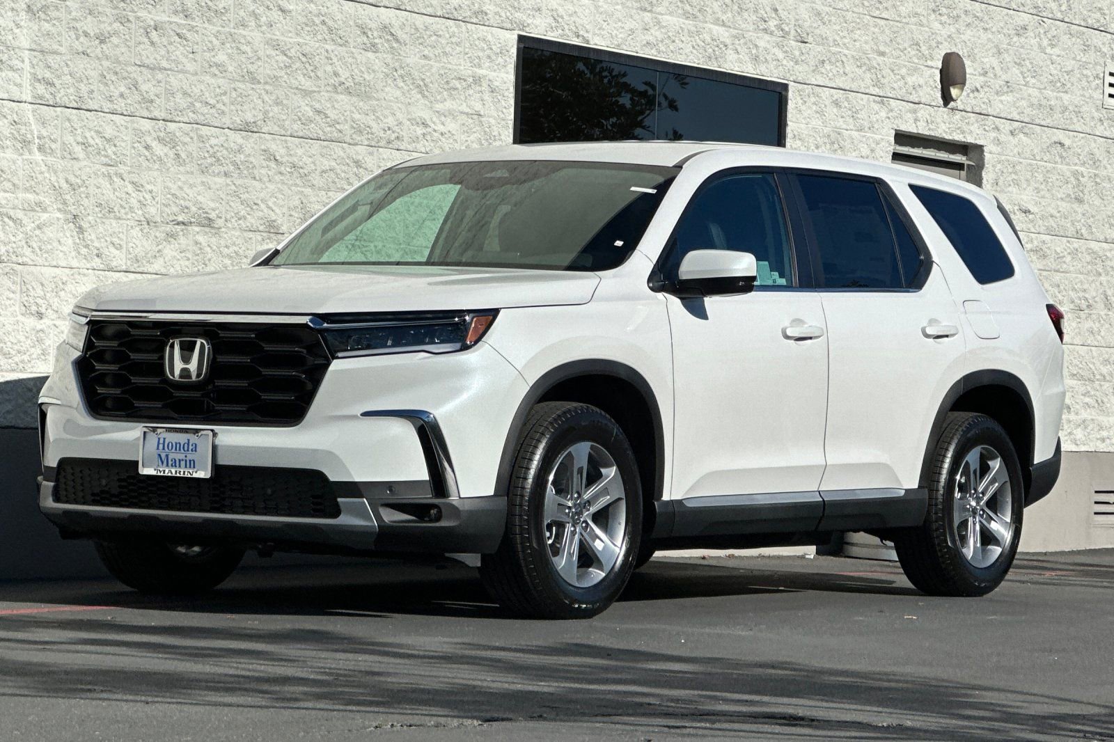 New 2025 Honda Pilot EX-L image 24