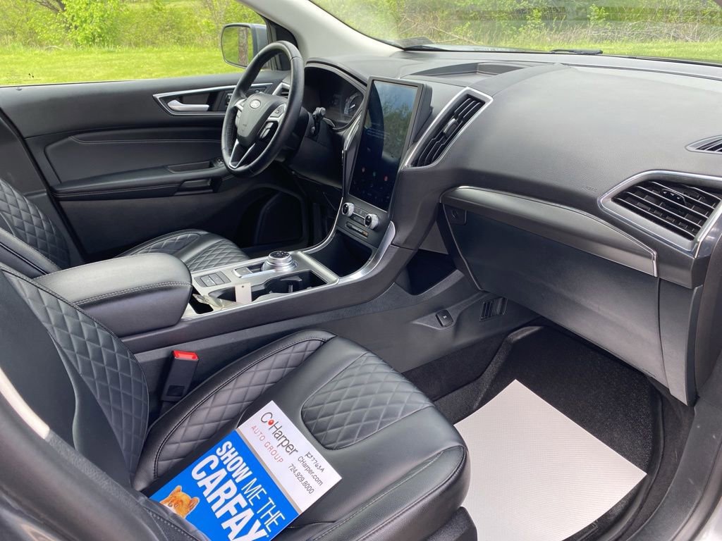 Used 2024 Ford Edge Titanium AWD/4WD image 10