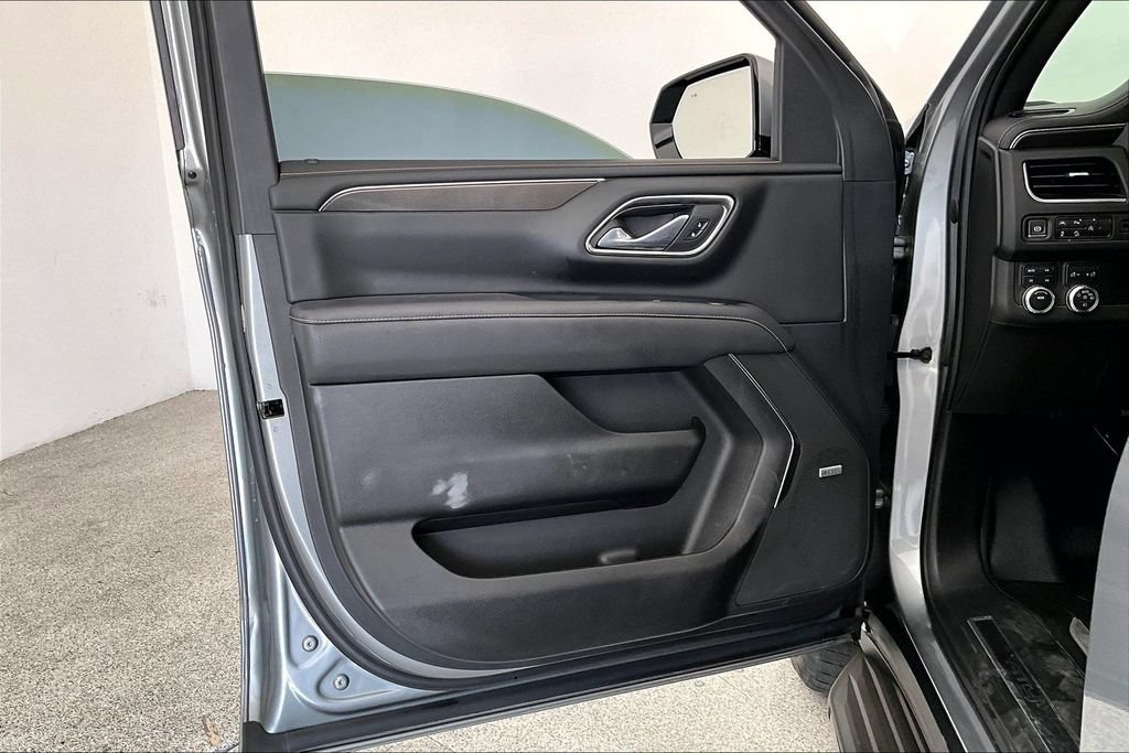 Used 2023 GMC Yukon AT4 AWD/4WD image 22