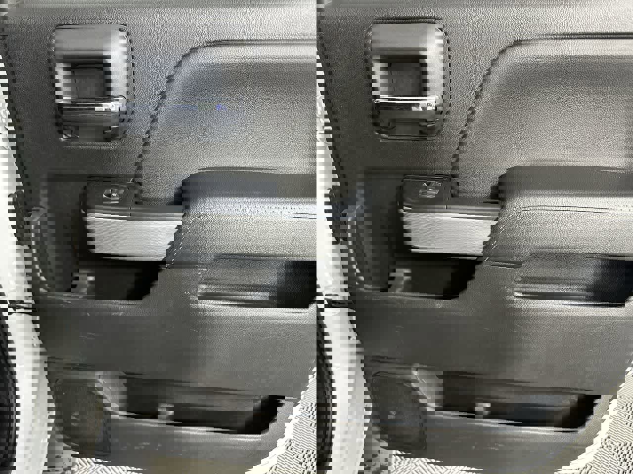 Used 2018 Chevrolet Silverado 2500 LTZ w/ Duramax Plus Package image 26