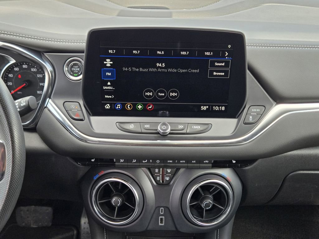 Used 2025 Chevrolet Blazer LT AWD/4WD image 22