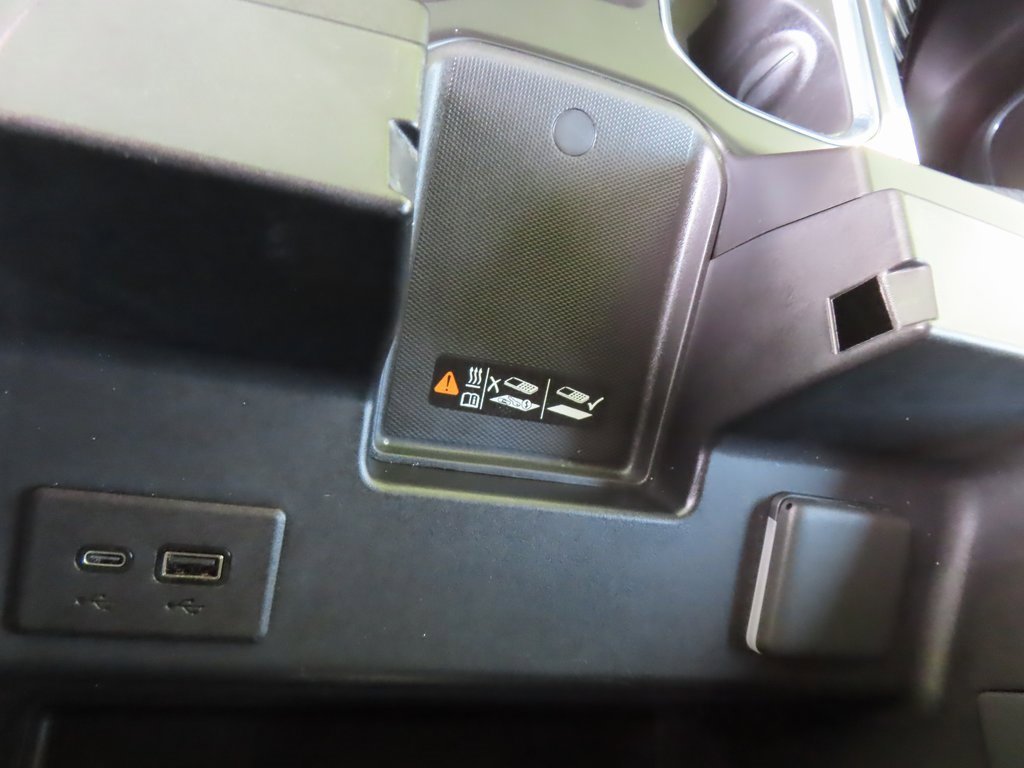 Used 2024 Chevrolet Silverado 1500 RST w/ Convenience Package II image 9