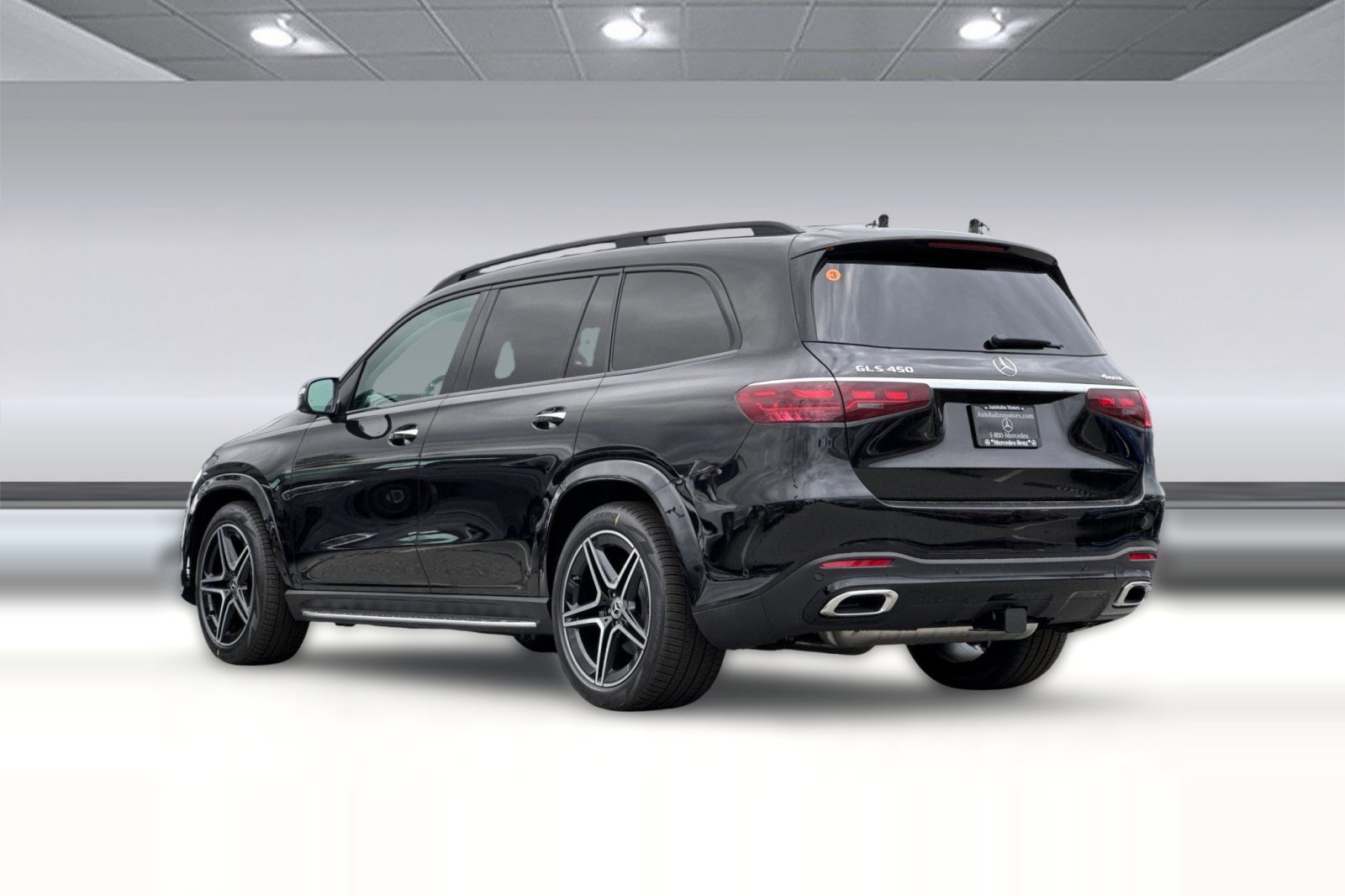 Used 2026 Mercedes-Benz GLS 450 4MATIC image 3