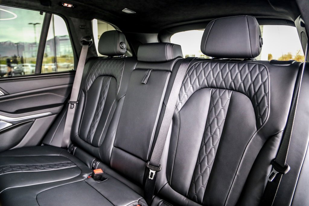 New 2026 BMW X5 M60i image 27