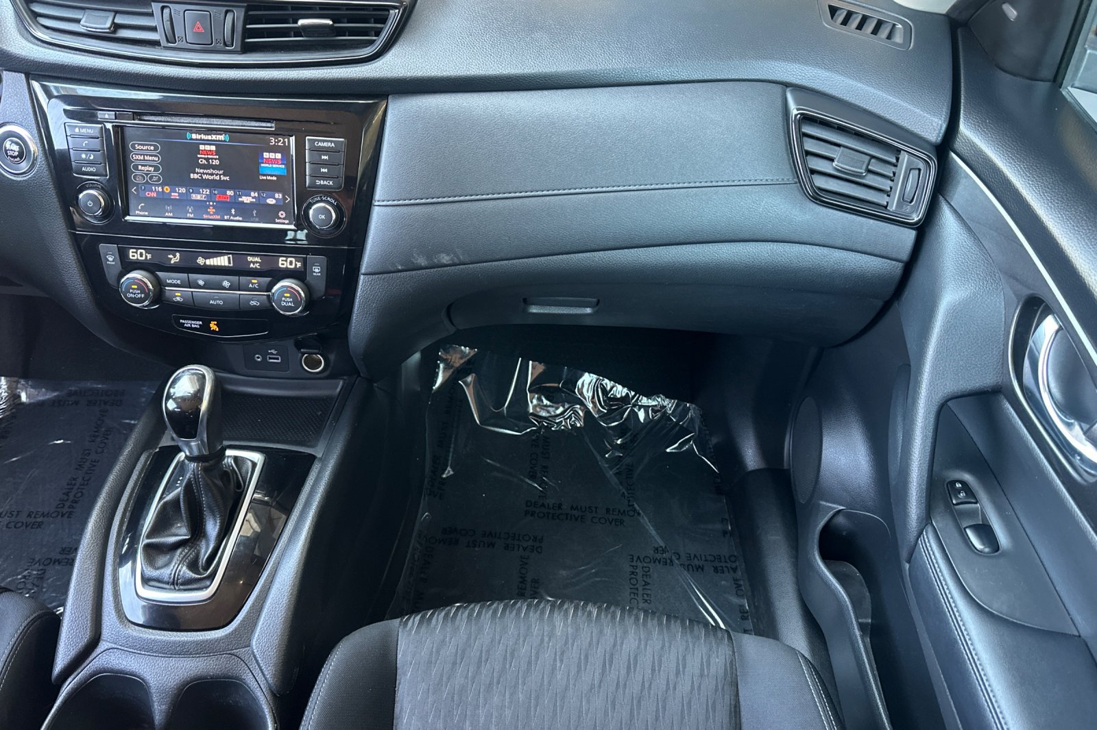 Used 2019 Nissan Rogue SV FWD image 30