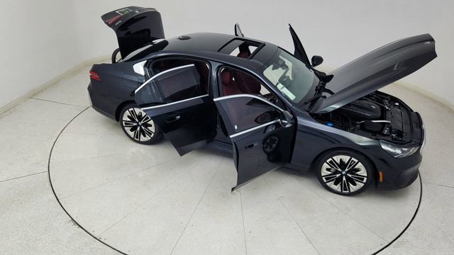 Used 2026 BMW 540i xDrive image 89