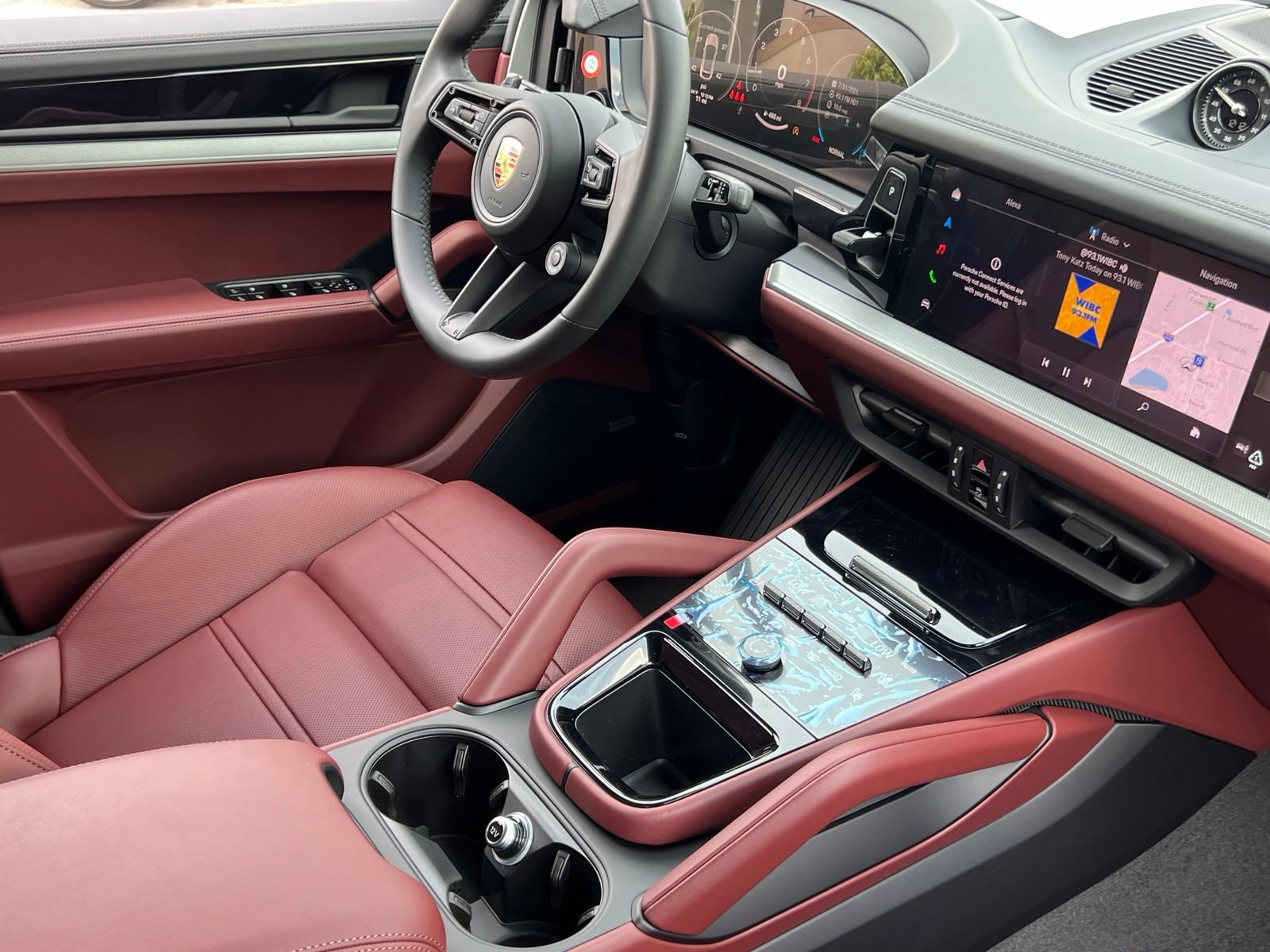 New 2026 Porsche Cayenne Coupe AWD/4WD image 14