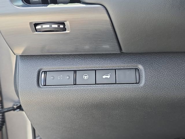 New 2026 Nissan Pathfinder SL FWD image 29