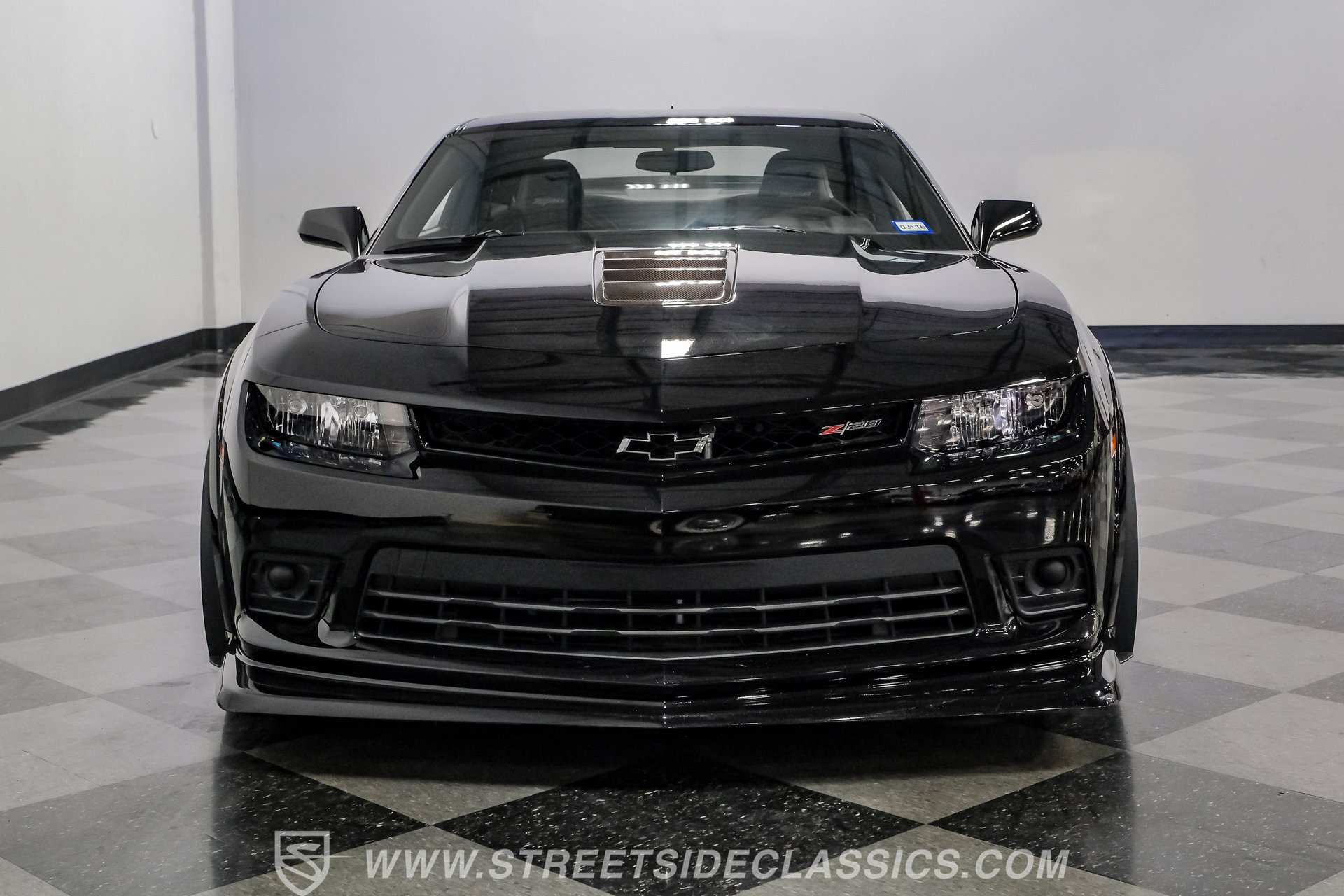 Used 2015 Chevrolet Camaro Z/28 RWD image 18