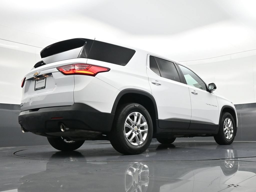 Used 2019 Chevrolet Traverse LS FWD image 34