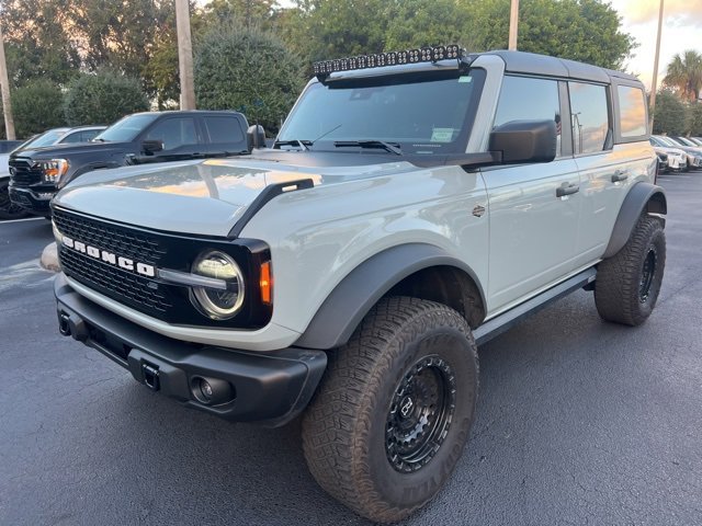 Used 2023 Ford Bronco Wildtrak image 6