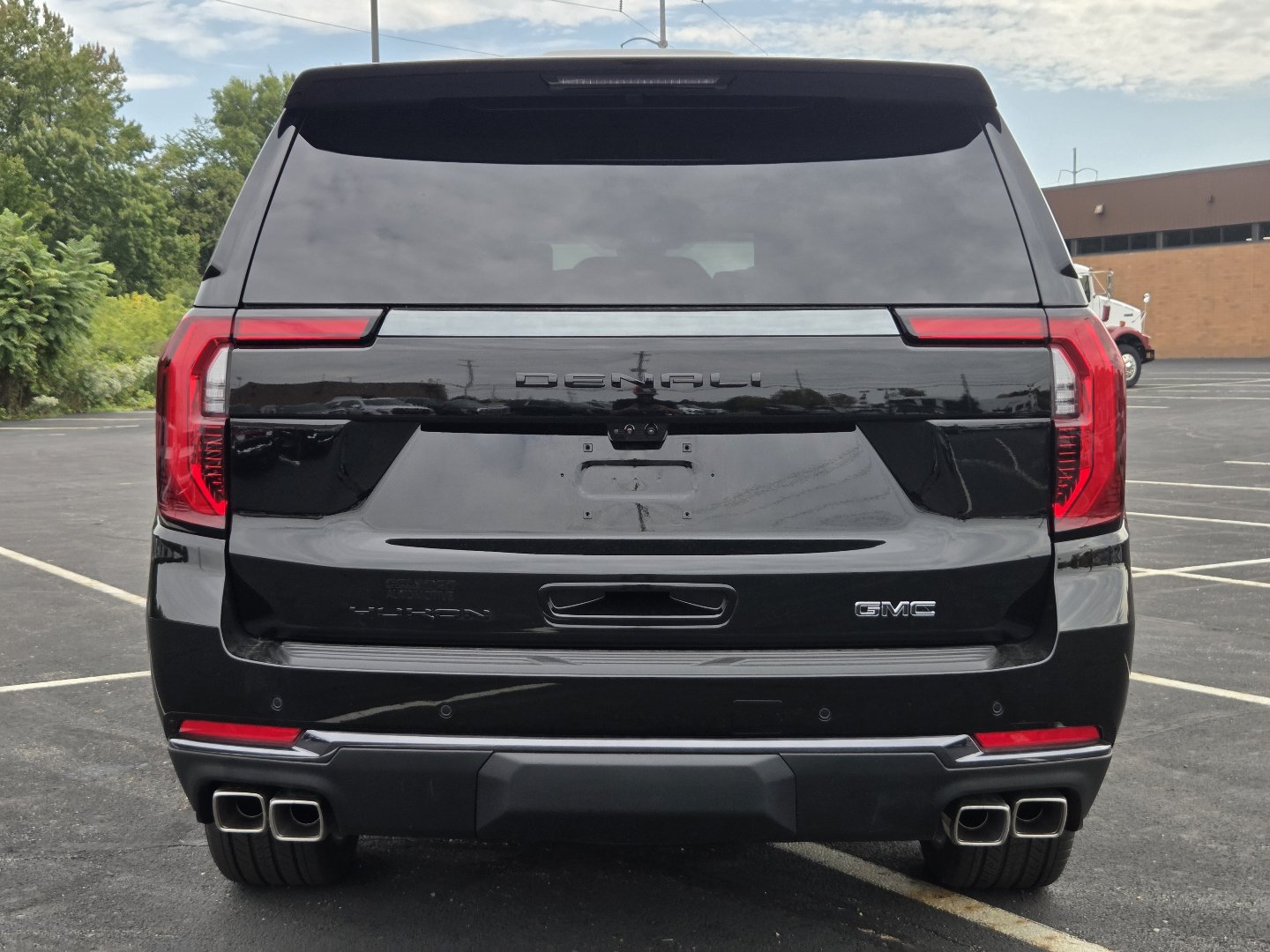 New 2026 GMC Yukon XL Denali Ultimate AWD/4WD image 19