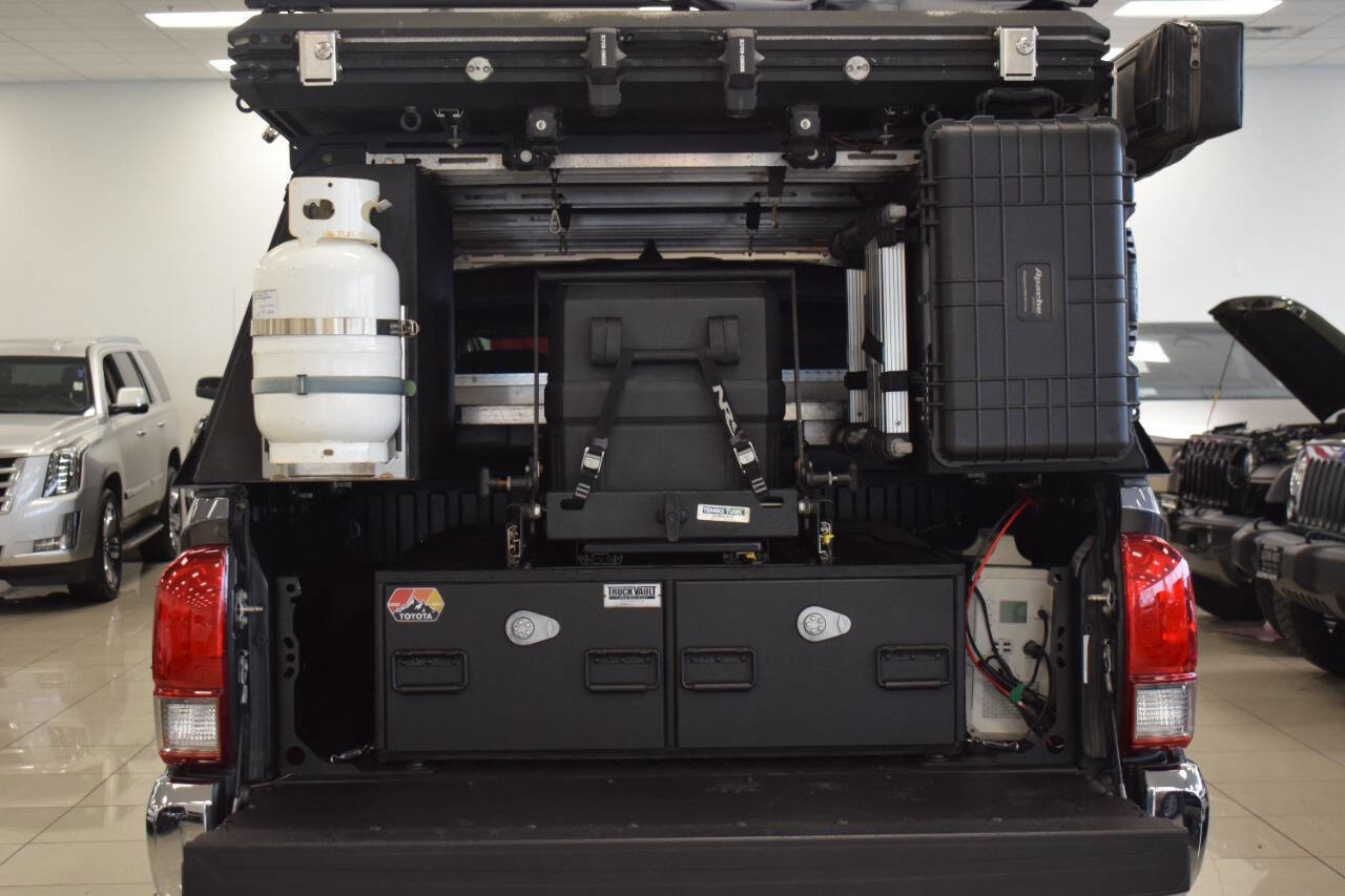Used 2017 Toyota Tacoma TRD Off-Road image 33
