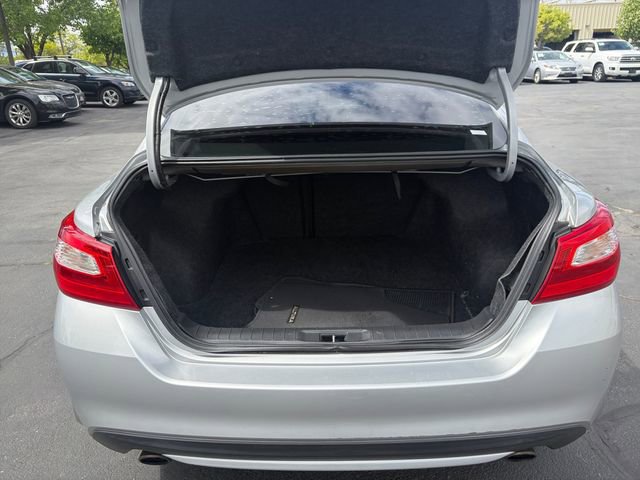 Used 2016 Nissan Altima 2.5 SV image 19