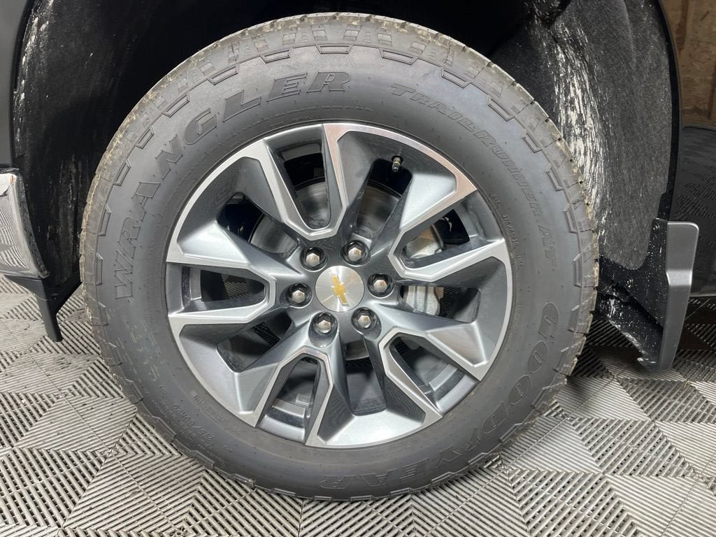 New 2026 Chevrolet Silverado 1500 LT w/ All Star Edition Plus AWD/4WD image 13