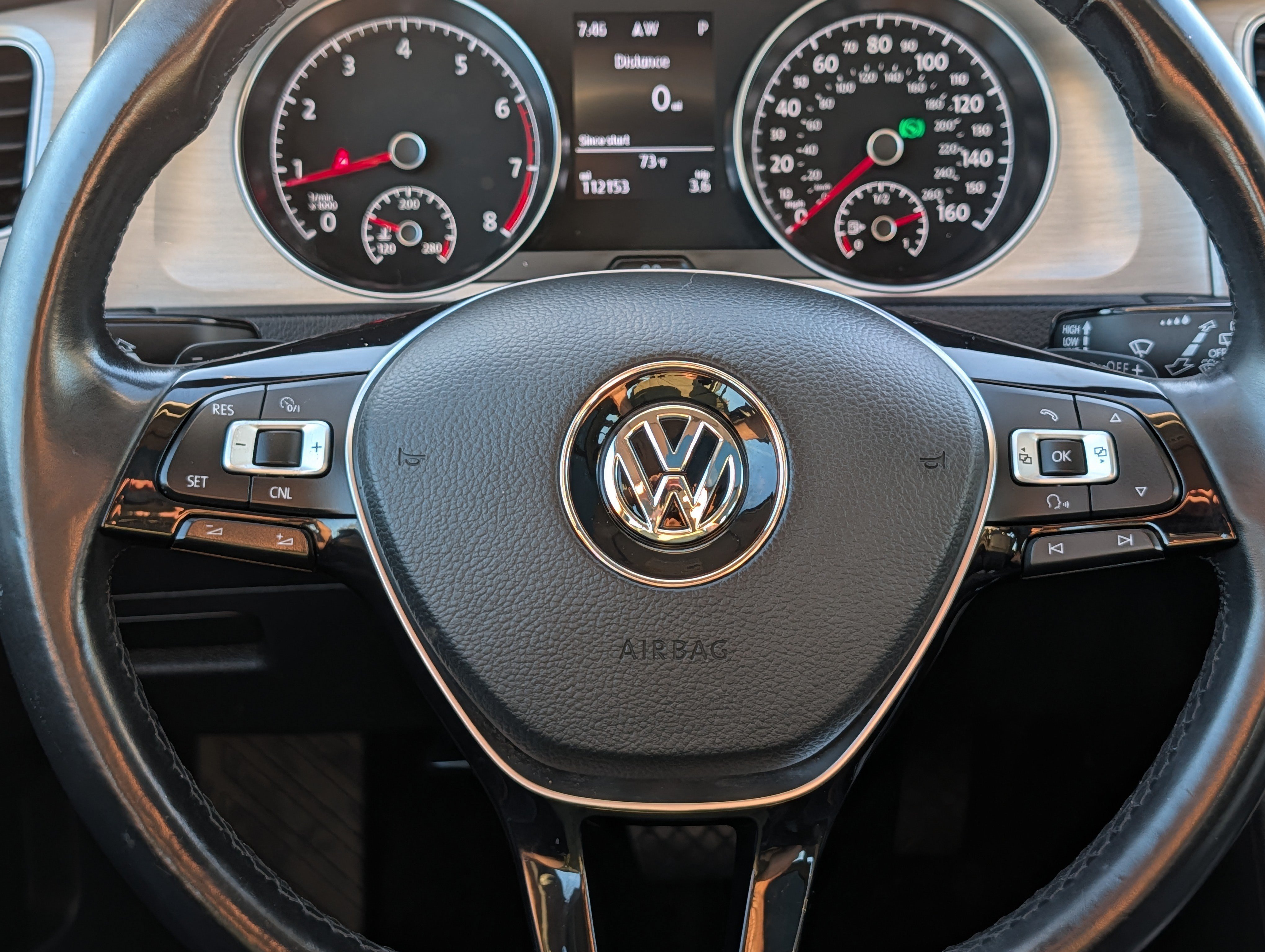 Used 2016 Volkswagen Golf SE FWD image 25