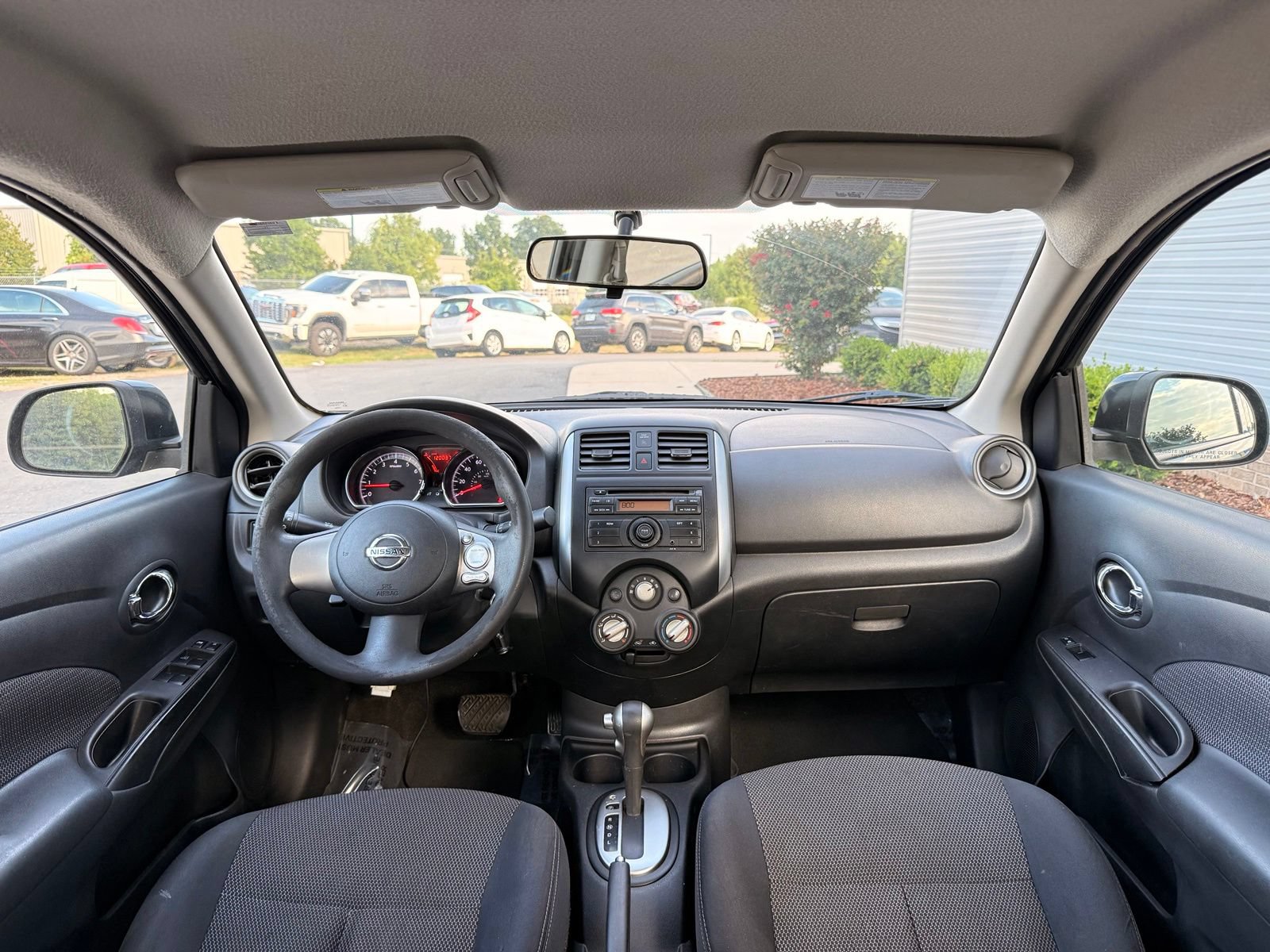 Used 2014 Nissan Versa SV FWD image 22