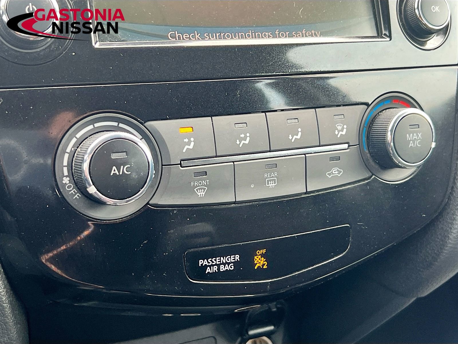 Used 2020 Nissan Rogue S image 19