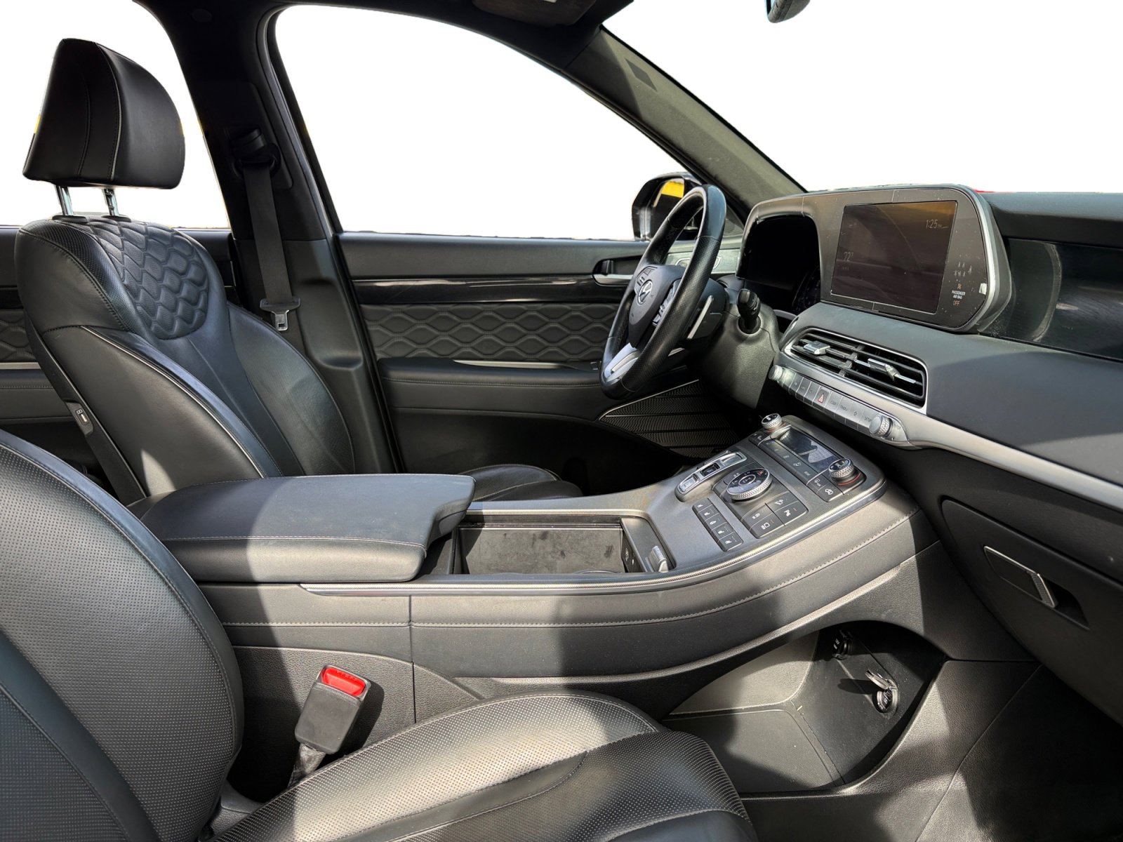 Used 2021 Hyundai Palisade Calligraphy w/ Winter Package image 14