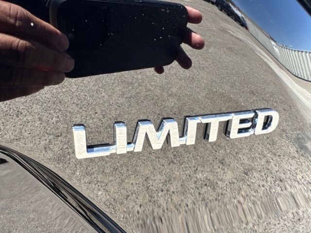 Used 2024 Toyota bZ4X FWD image 8