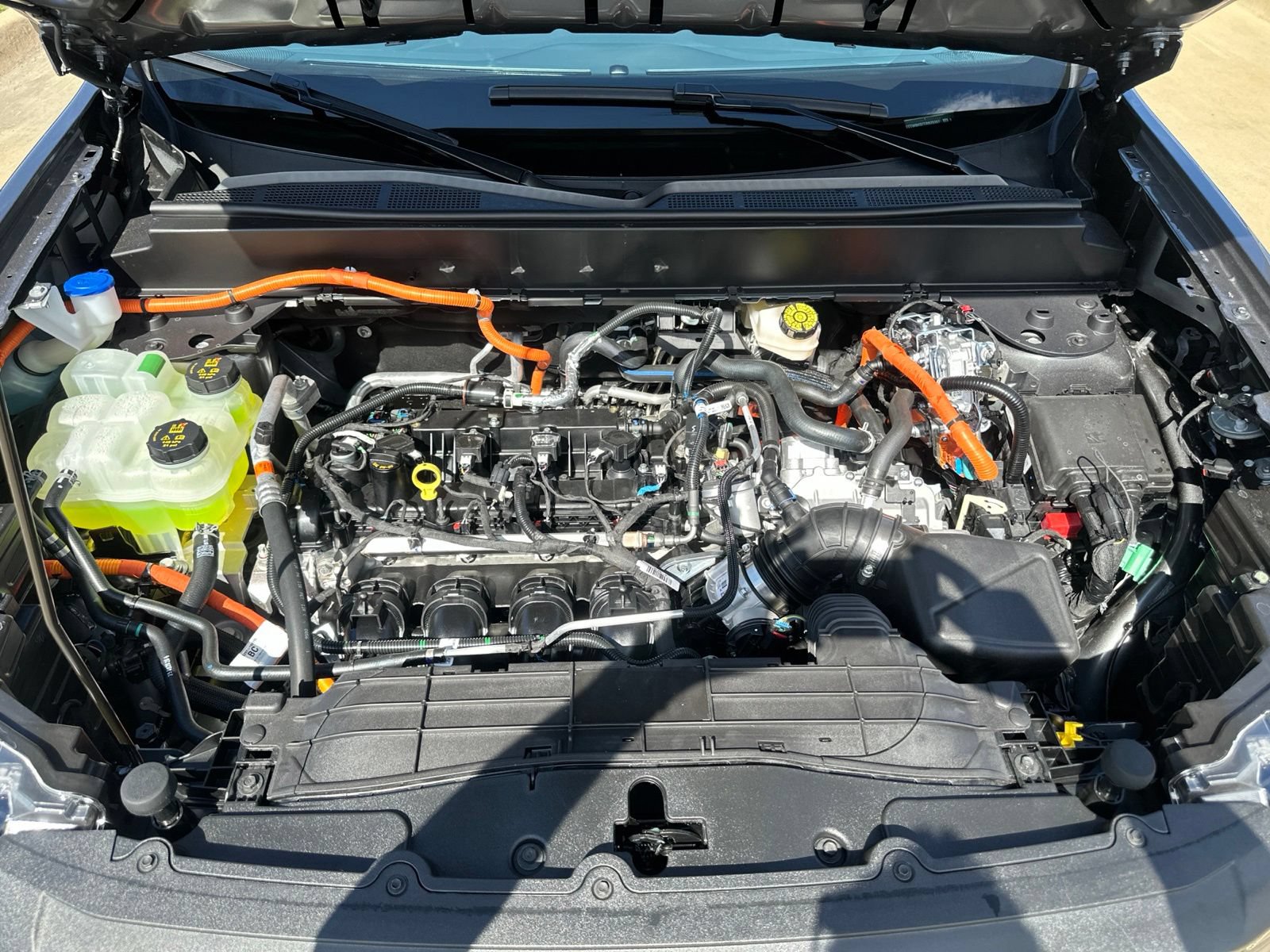 New 2026 Ford Maverick XLT w/ XLT Luxury Package FWD image 24