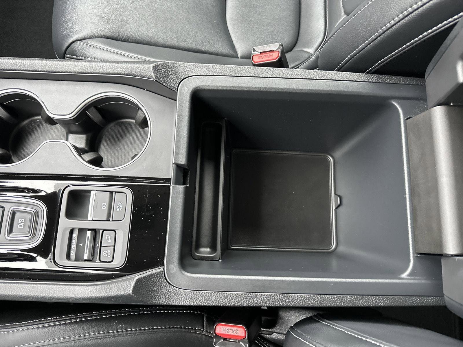 Certified 2025 Honda Pilot Touring image 29