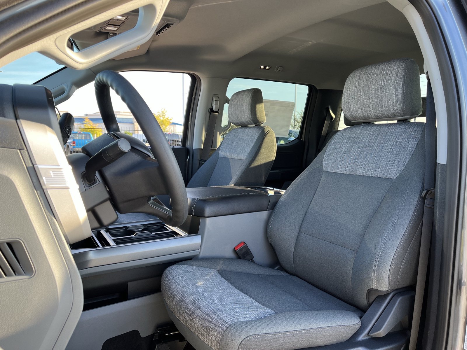 New 2027 Ford F350 XLT w/ XLT Premium Package AWD/4WD image 20
