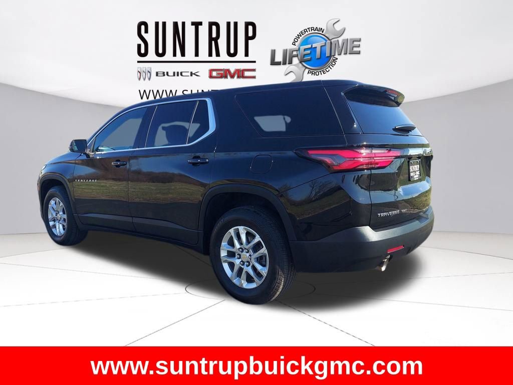 Used 2022 Chevrolet Traverse LS AWD/4WD image 4