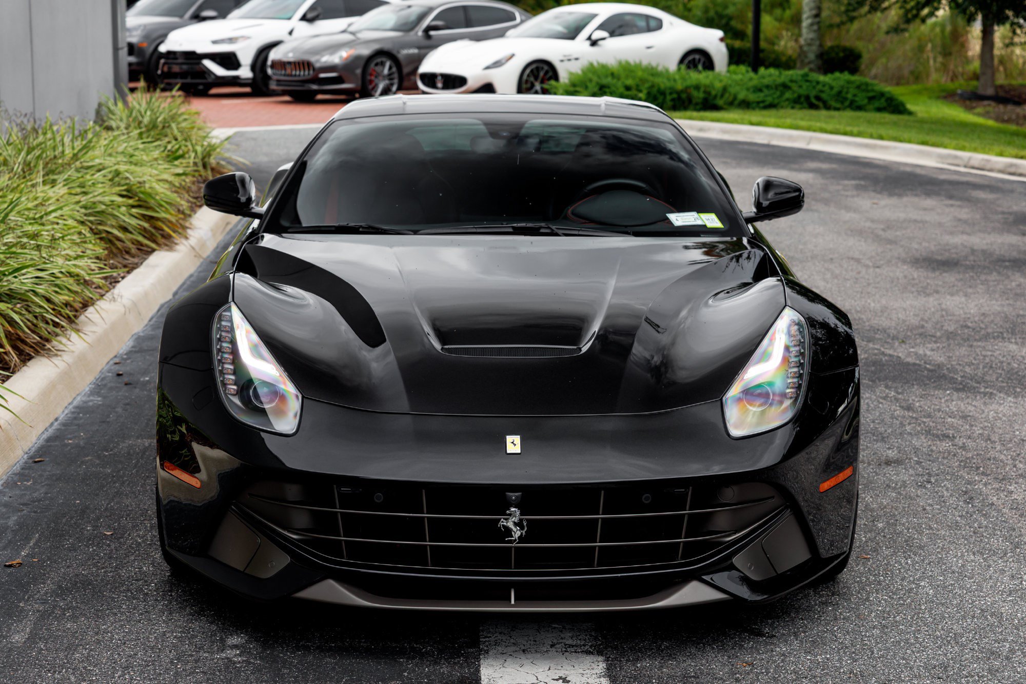 Used 2014 Ferrari F12 Berlinetta RWD image 8