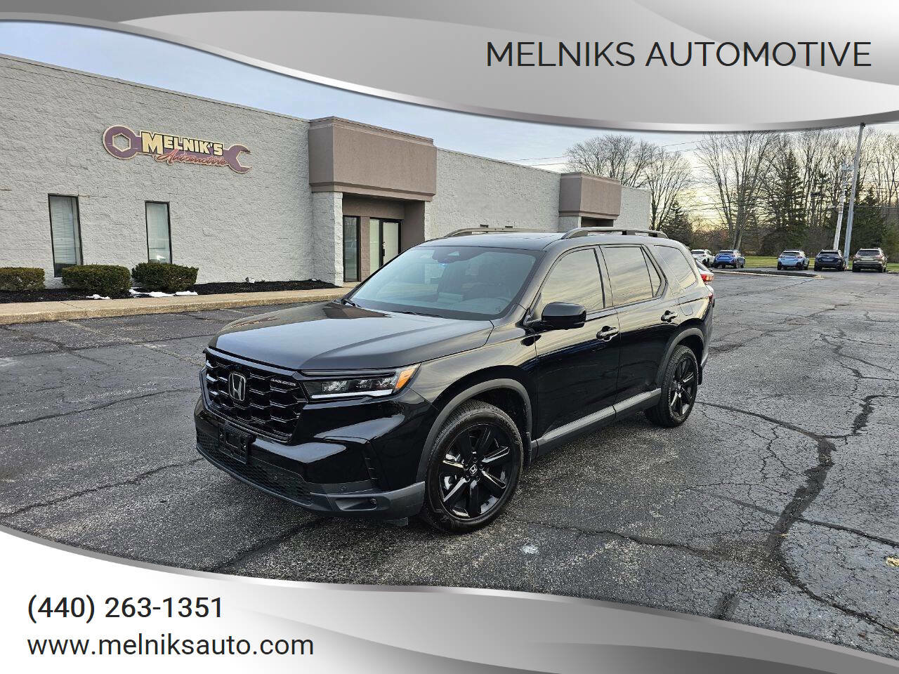 Used 2025 Honda Pilot Black Edition image 1