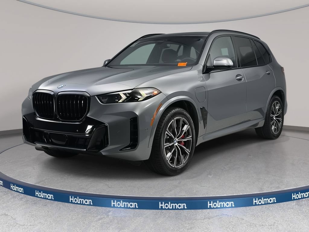 New 2026 BMW X5 xDrive50e w/ M Sport Package