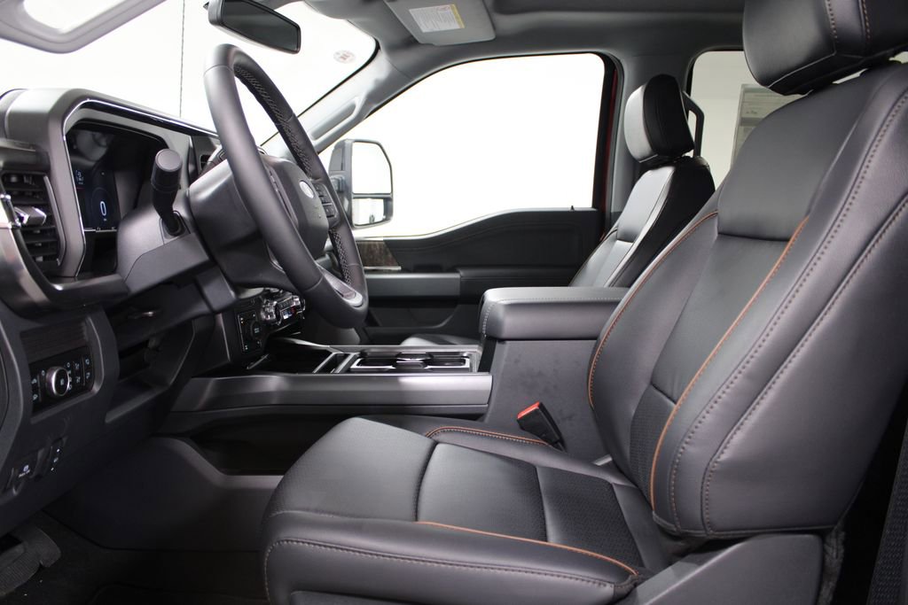 New 2026 Ford F250 Lariat w/ Black Appearance Package image 25