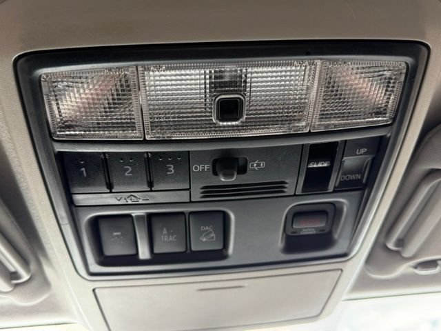Used 2016 Toyota 4Runner Limited AWD/4WD image 31