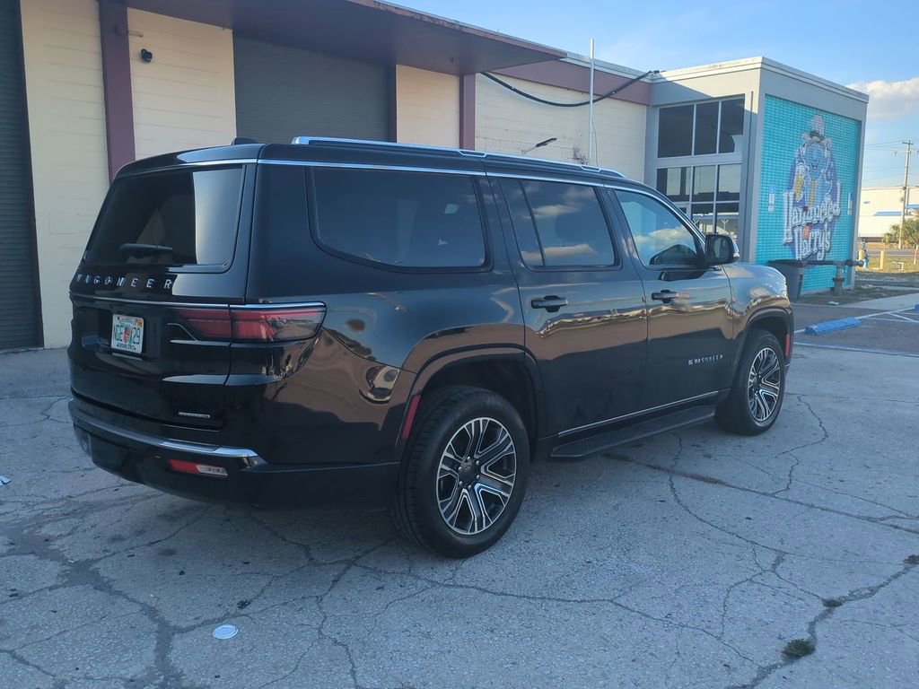 Used 2024 Jeep Wagoneer Series II image 5