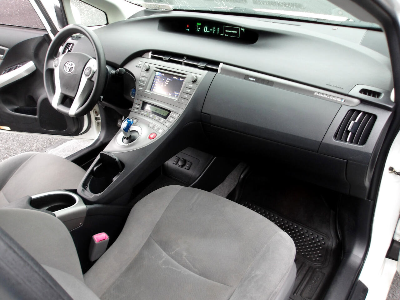 Used 2013 Toyota Prius Prime Advanced image 14