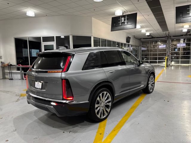 Certified 2026 Cadillac Vistiq Premium Luxury AWD/4WD image 8