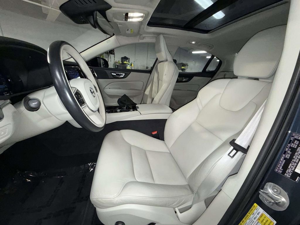 Used 2023 Volvo S60 T8 Plus w/ Climate Package AWD/4WD image 2