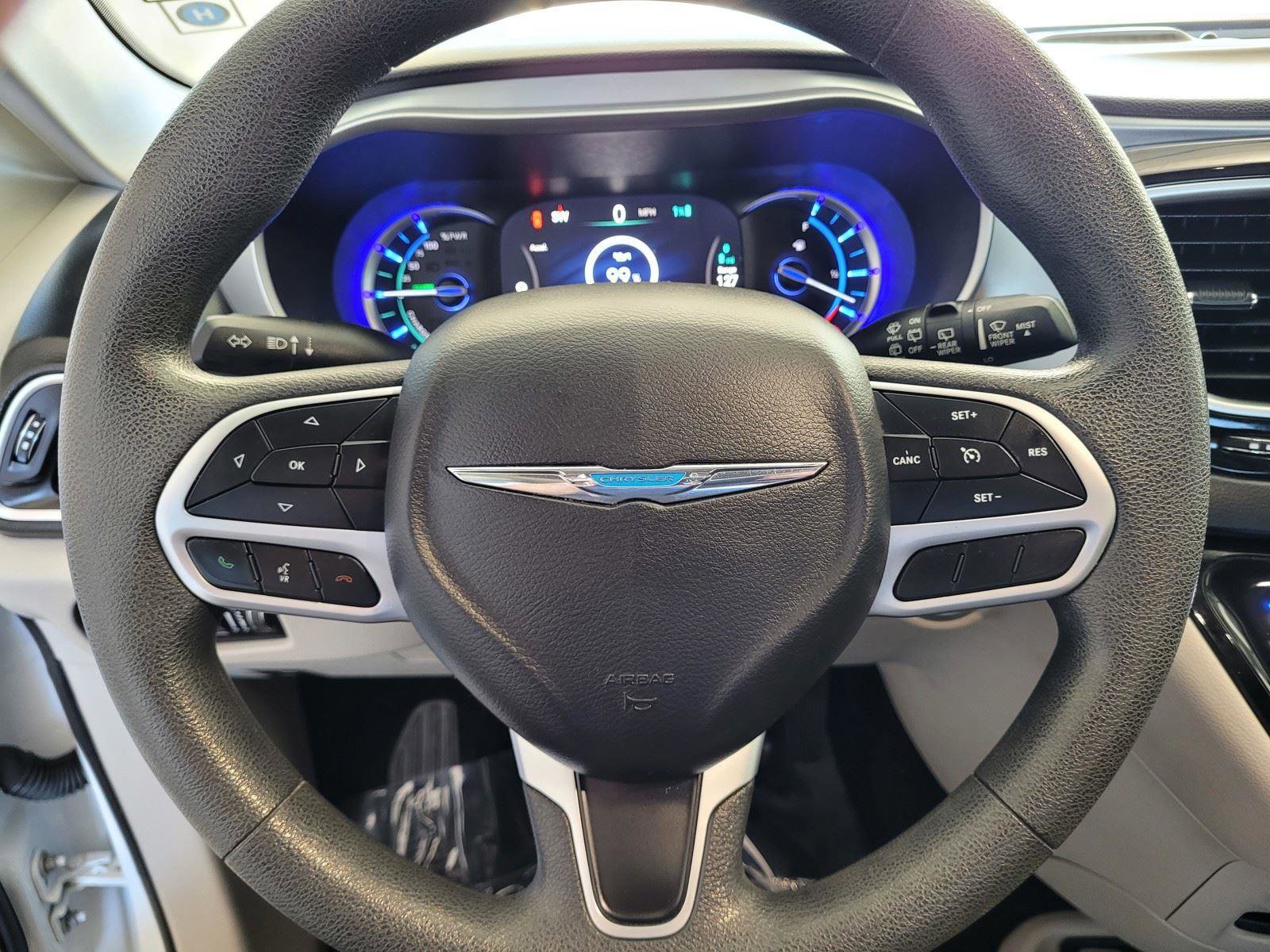 Used 2018 Chrysler Pacifica Touring Plus image 30