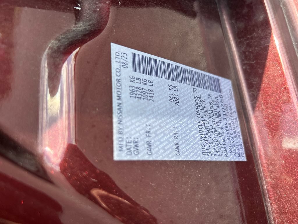 Used 2024 Nissan Altima 2.5 SV FWD image 23