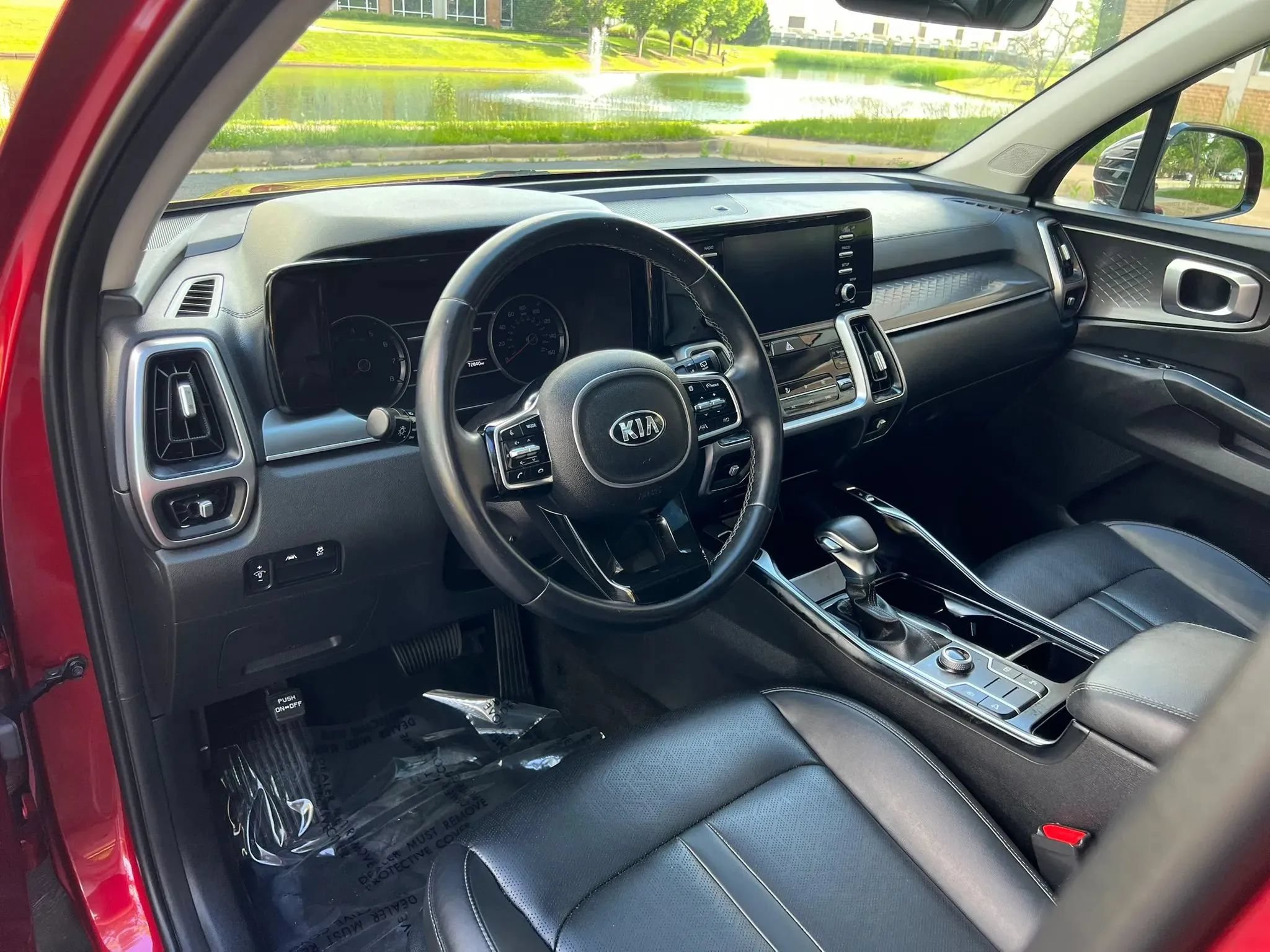 Used 2021 Kia Sorento S w/ Panoramic Sunroof Package AWD/4WD image 15