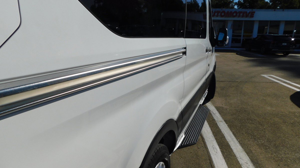 Used 2018 Ford Transit 150 XLT RWD image 13