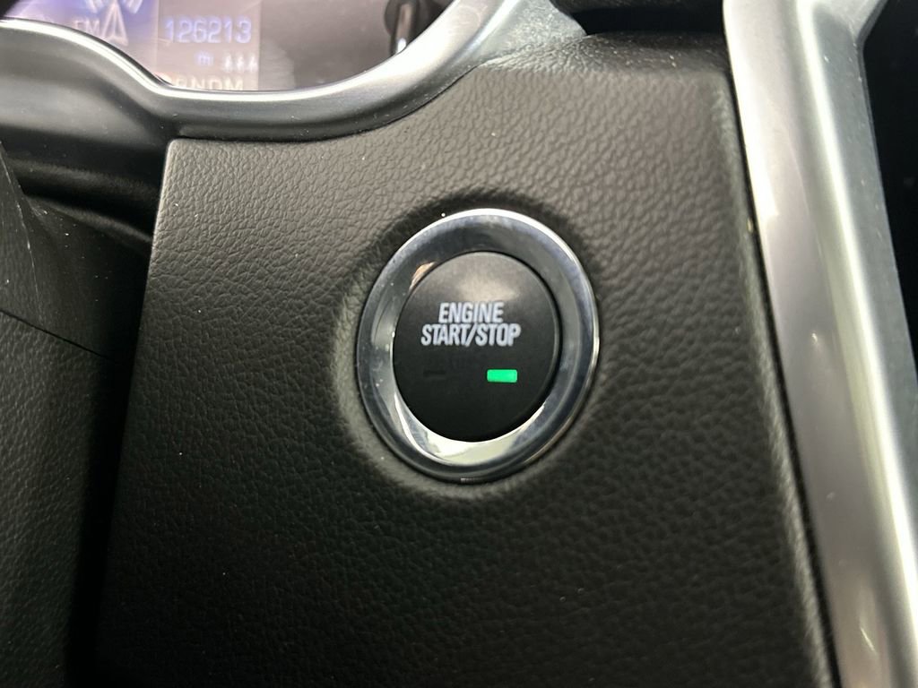 Used 2015 Cadillac SRX Luxury AWD/4WD image 19
