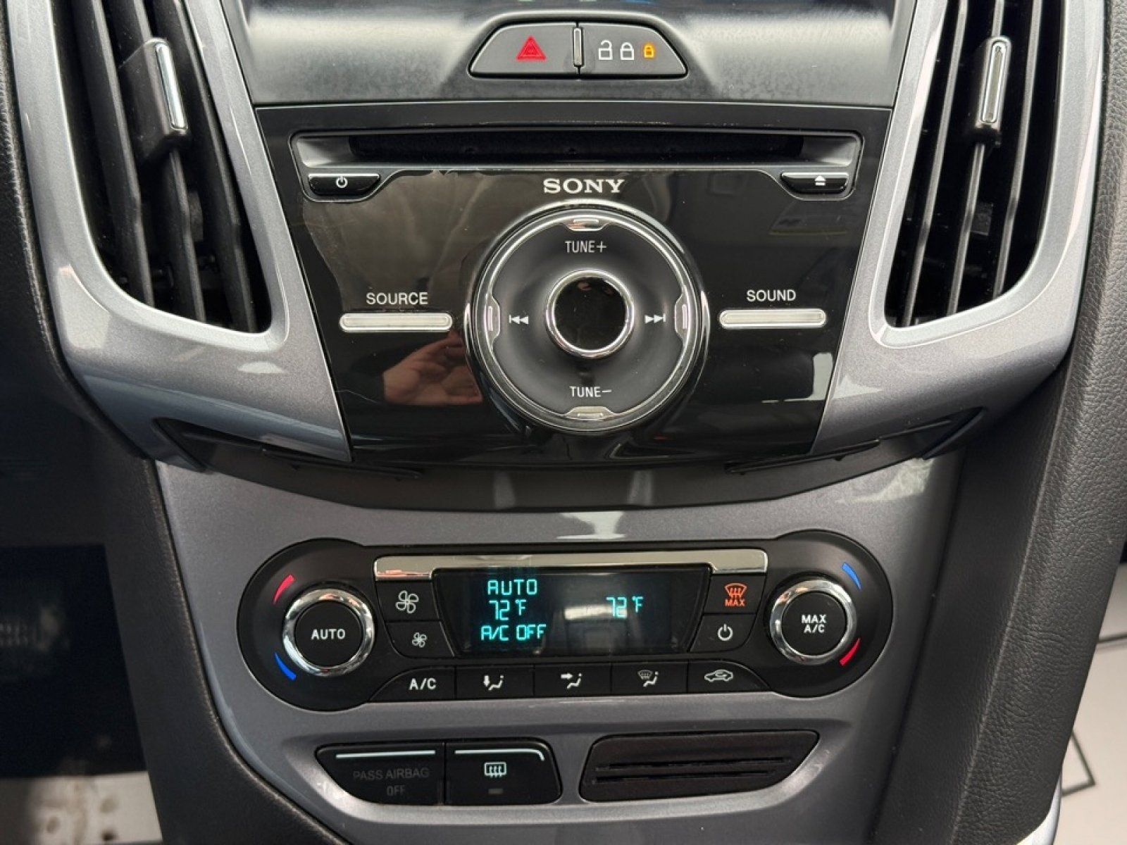 Used 2013 Ford Focus Titanium image 27